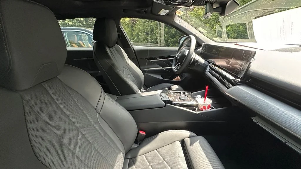 Used 2024 Oxide Gray Metallic BMW 530i xDrive image 5