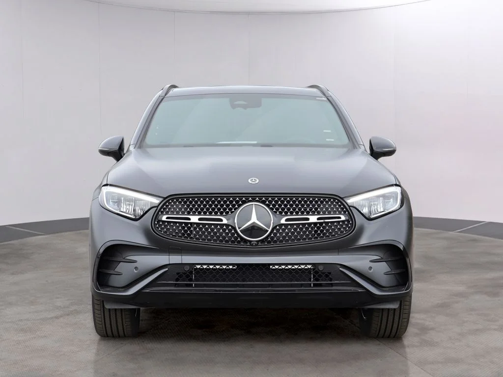 New 2026 MANUFAKTUR Graphite Gray Magno Mercedes-Benz GLC 300 image 2