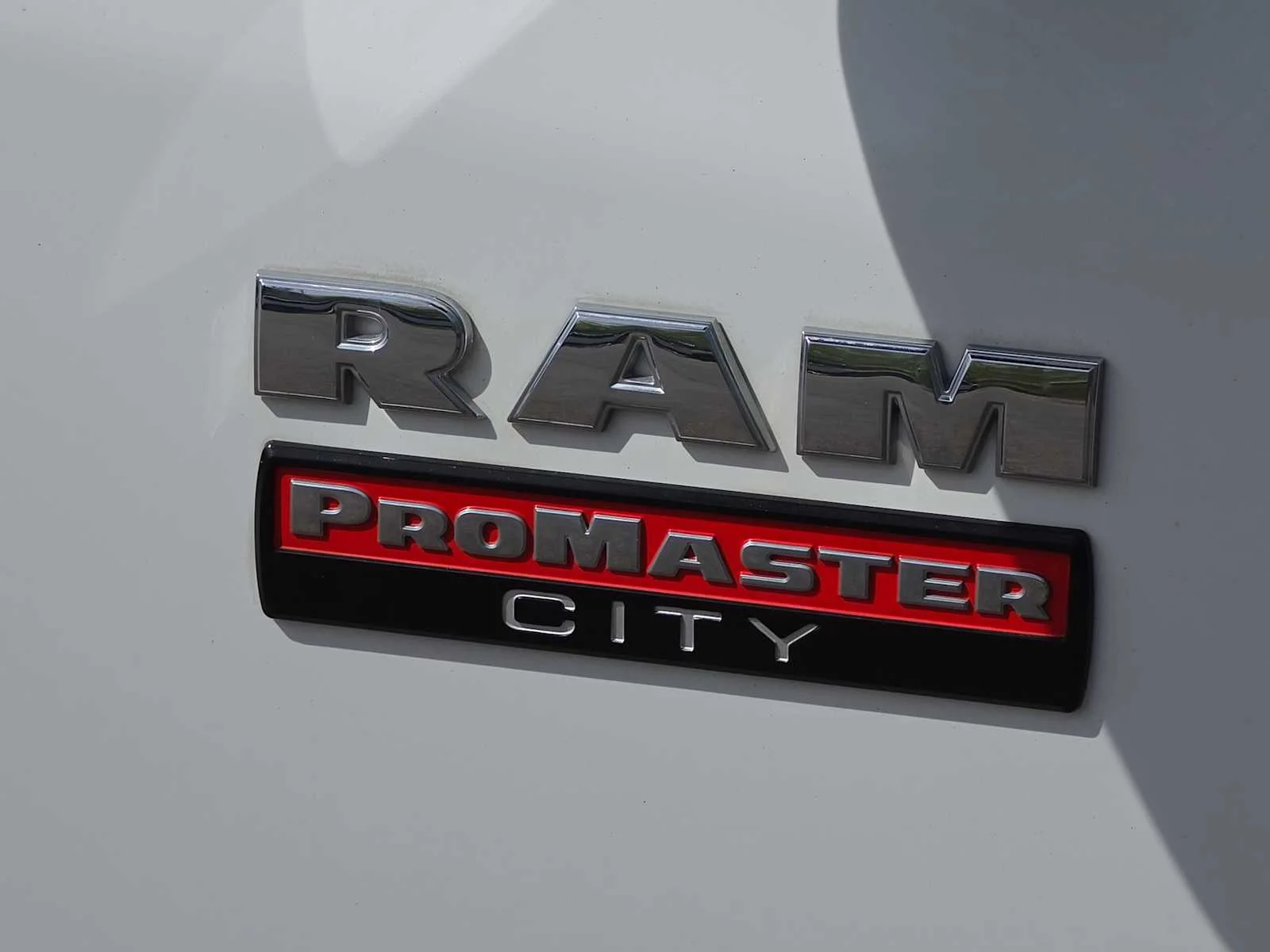 Used 2022 Bright White Ram Tradesman image 11