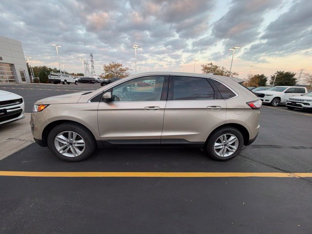 Certified Used 2018 Gold Ford SEL image 4