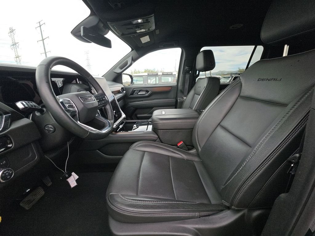 Used 2025 Black GMC Denali image 8