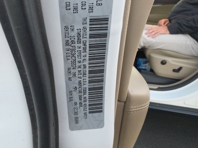 Used 2017 White Jeep Limited image 12