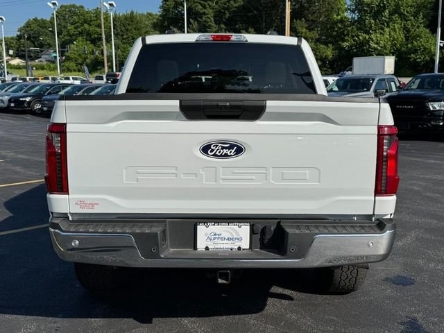 Used 2025 Oxford White Ford XLT image 4
