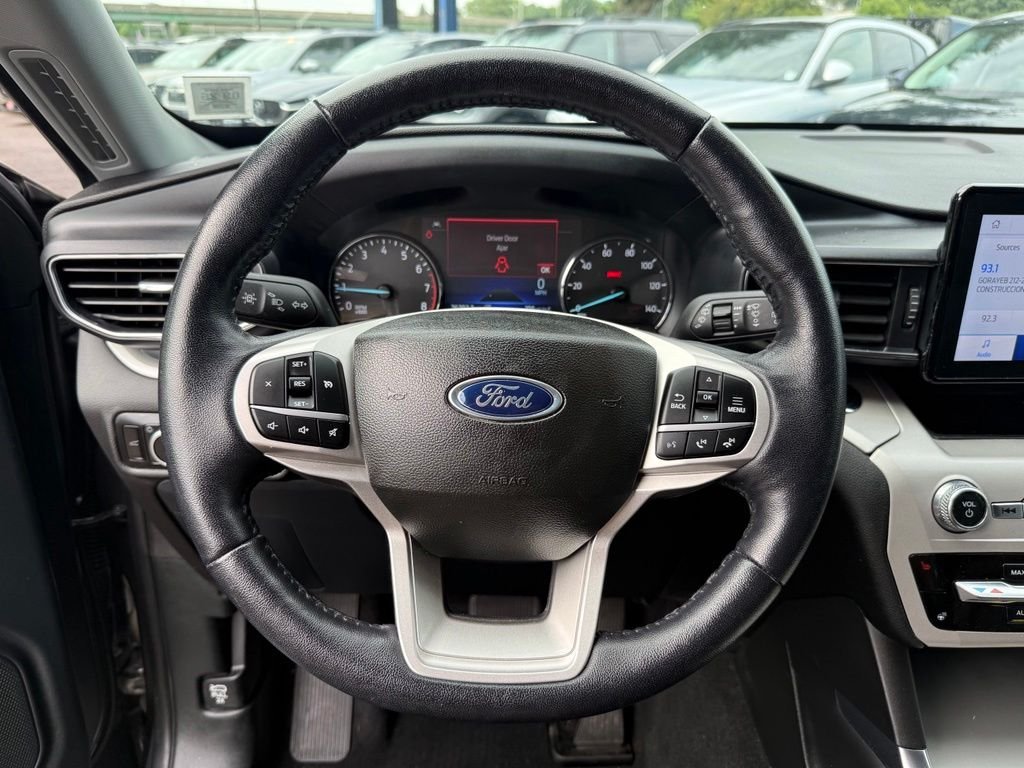 Used 2023 Carbonized Gray Metallic Ford XLT image 12