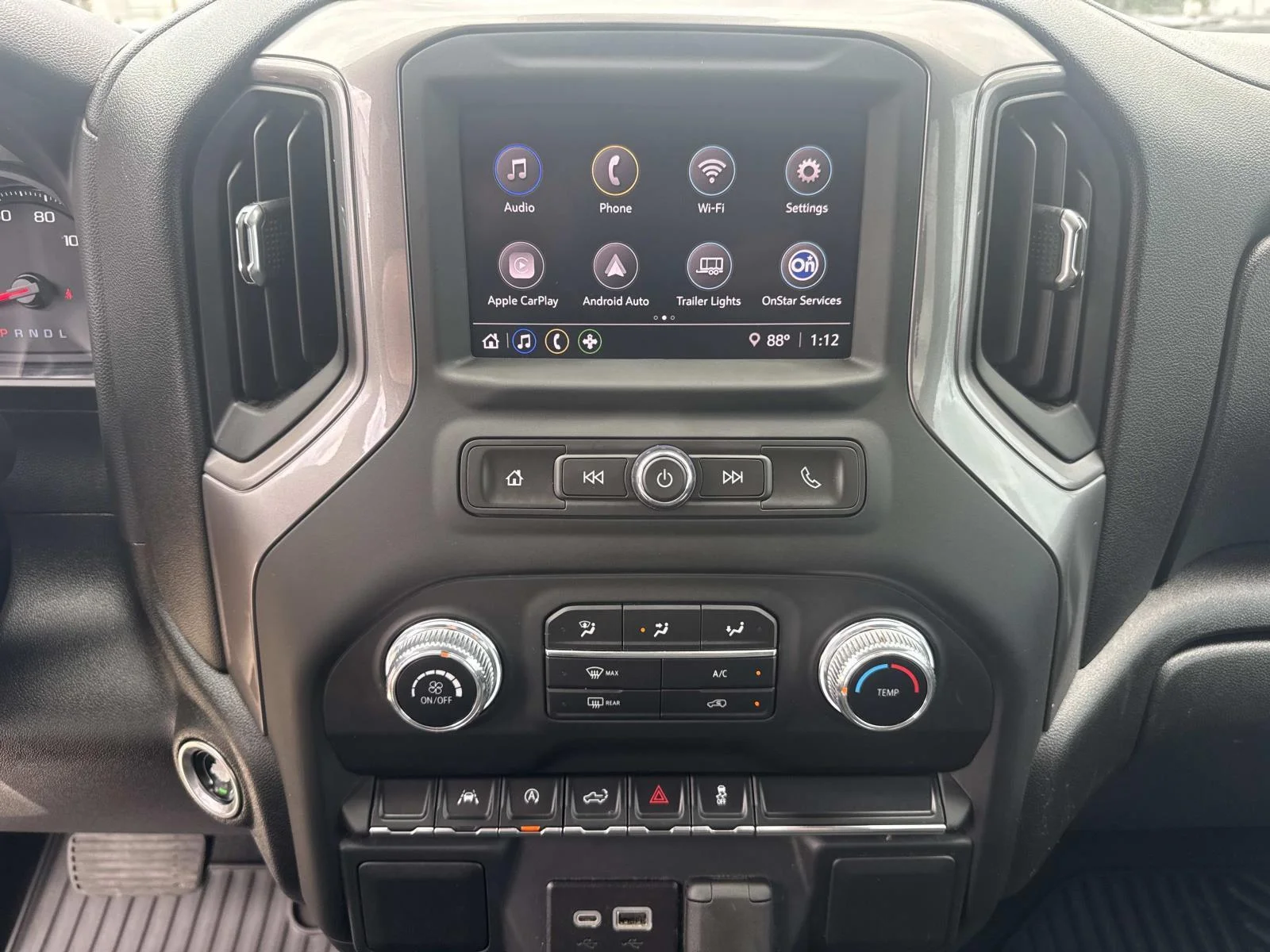 Used 2024 Onyx Black GMC 4WD Crew Cab 147 Pro image 25