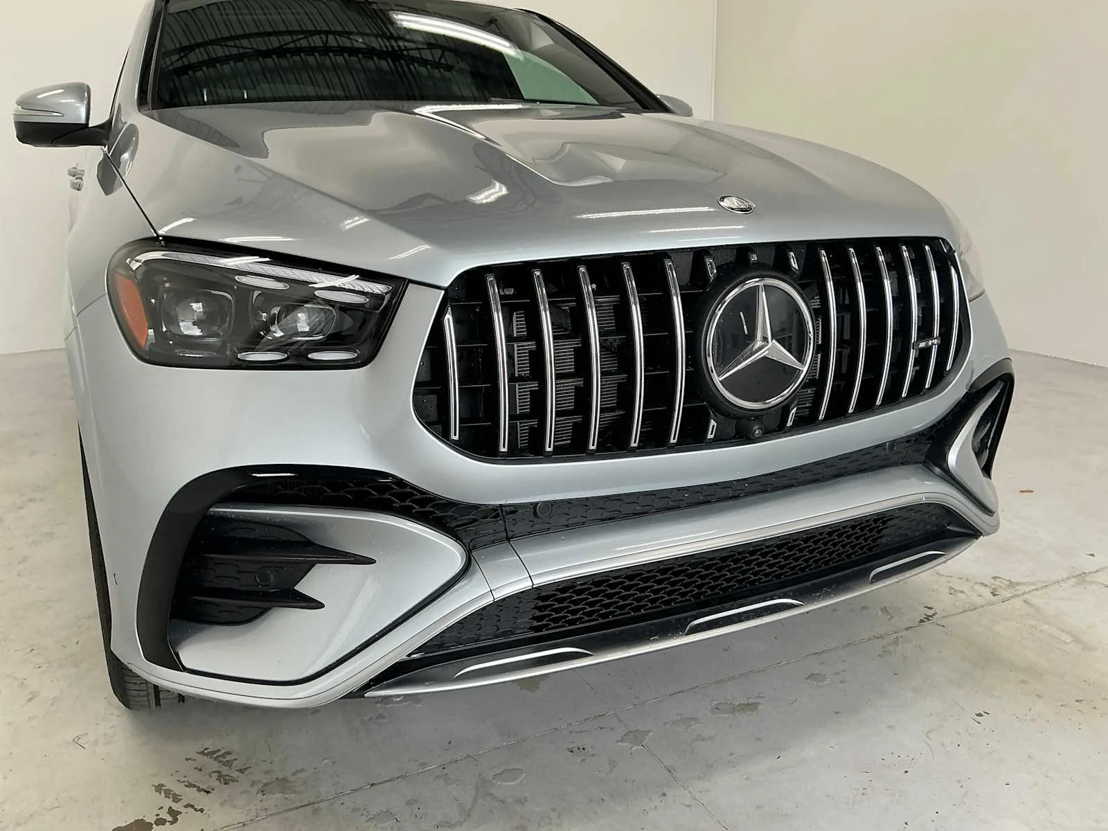 Certified Used 2025 Cirrus Silver Metallic Mercedes-Benz AMG® GLE 53 image 4