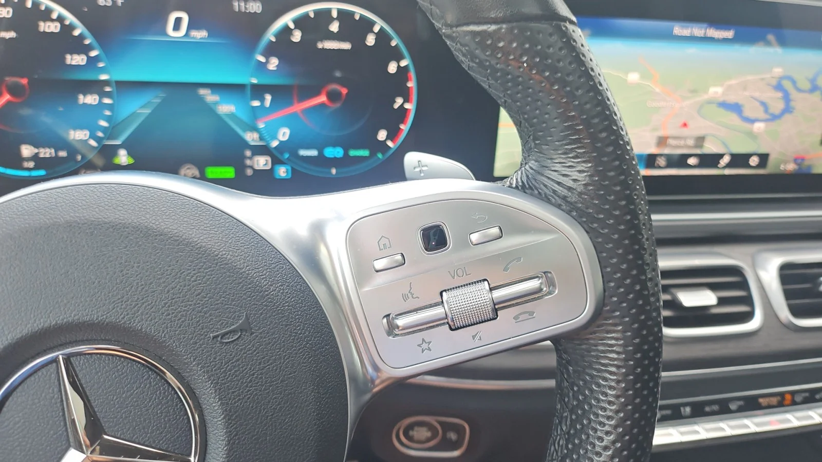 Used 2021 Blue Mercedes-Benz GLS 580 image 19