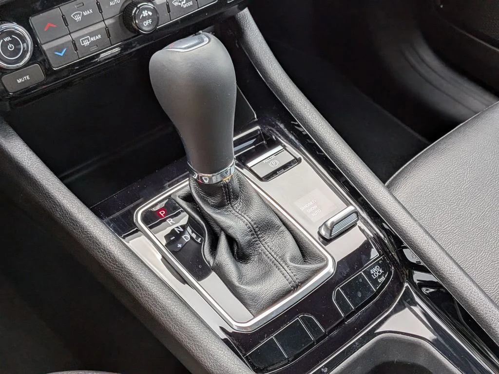 Used 2024 Black Jeep Limited image 16