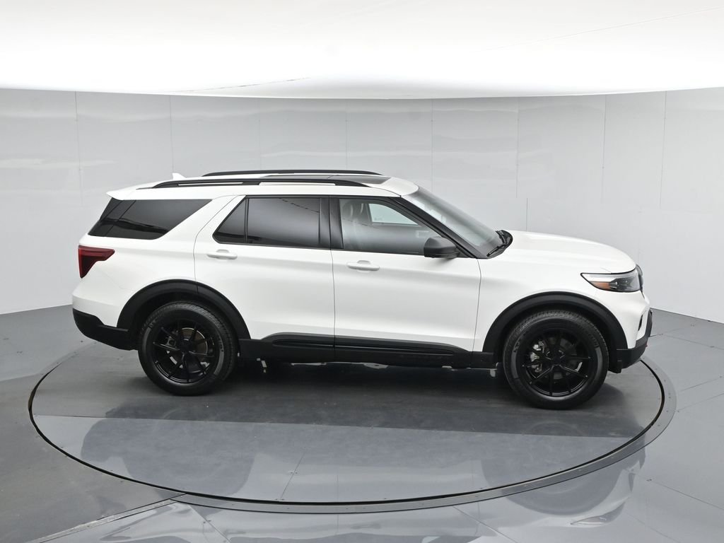 Used 2022 White Ford Timberline image 58