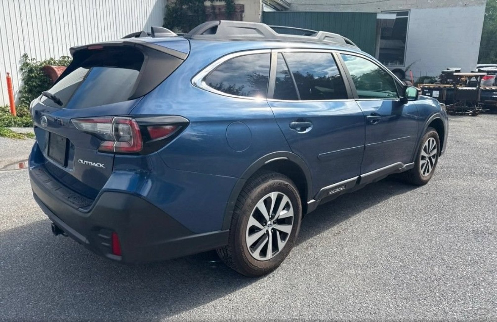 Used 2020 Abyss Blue Pearl Subaru Premium image 5