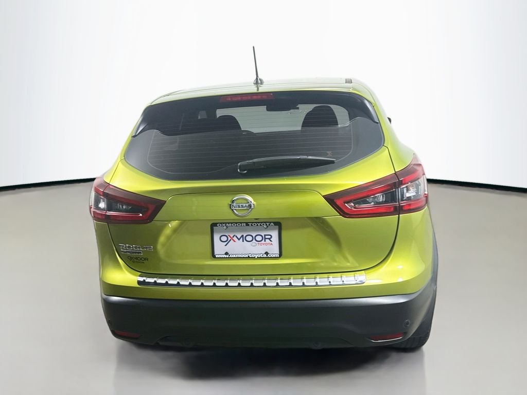 Used 2020 Nitro Lime Metallic Nissan S image 6