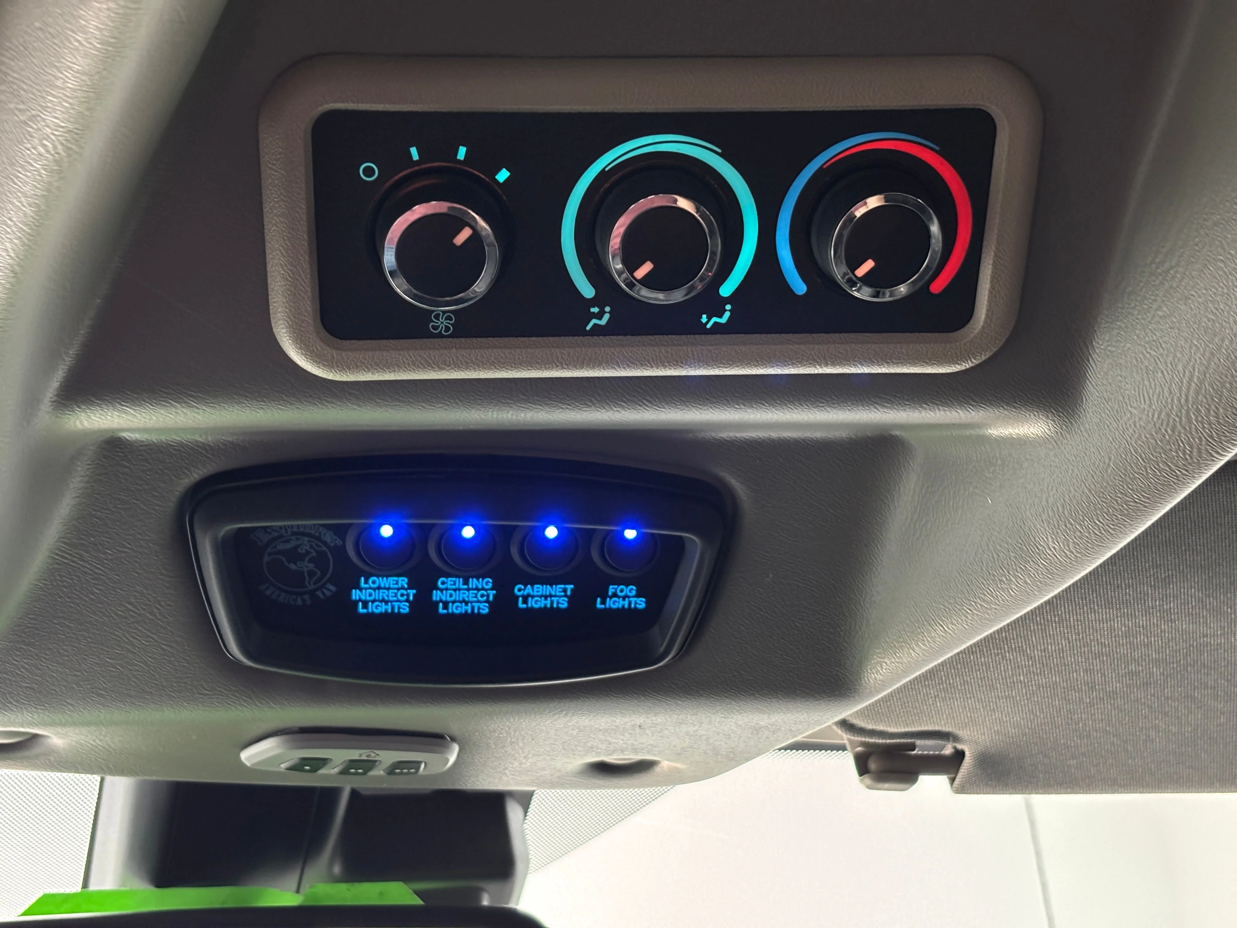 Used 2020 Onyx Black GMC Explorer Limited SE image 32
