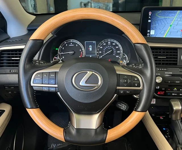 Used 2022 Eminent White Pearl Lexus 350L image 41