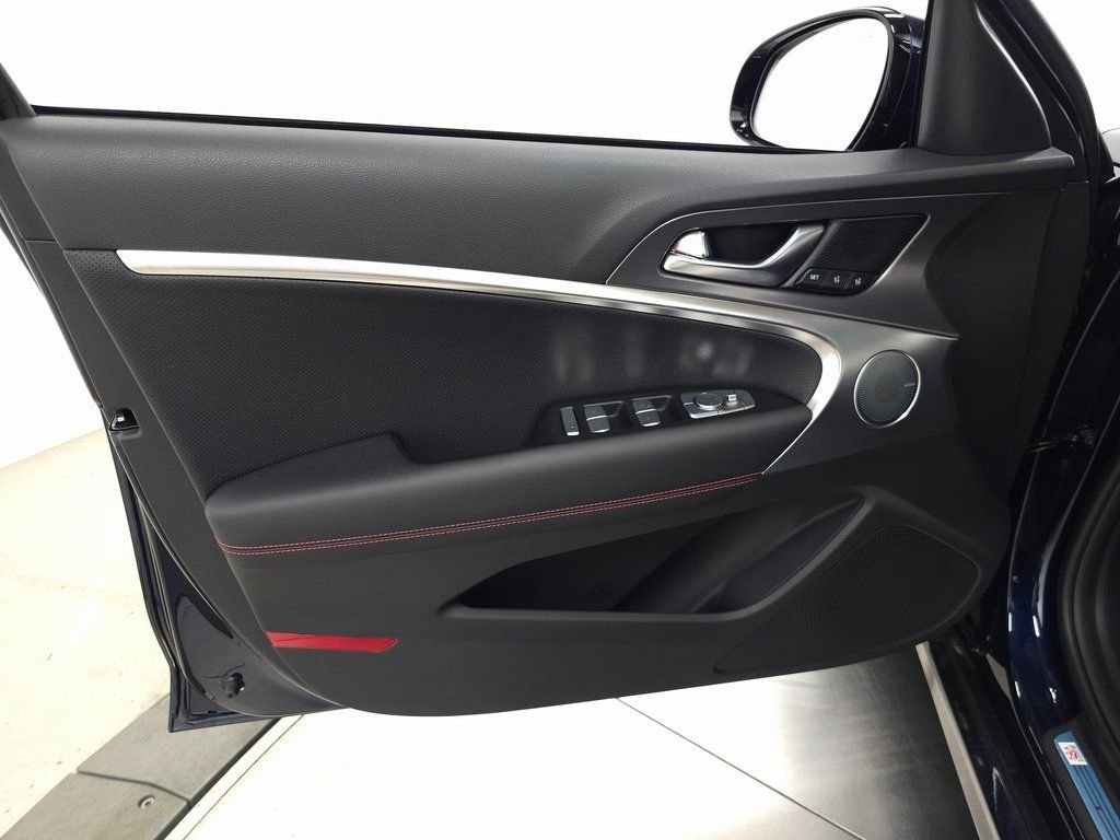 2026 GENESIS G70 Sport Prestige - Photo 10