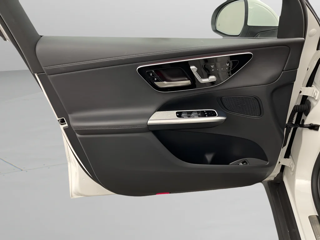 2024 Mercedes-Benz GLC GLC 300 - Photo 22