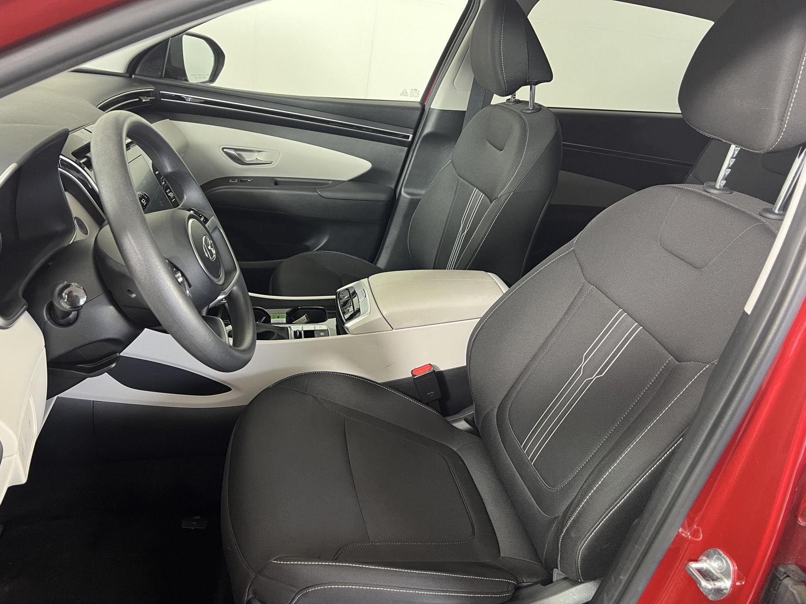Used 2023 Calypso Red Hyundai SEL image 4