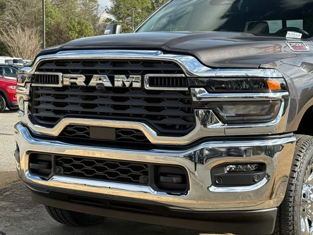 New 2026 Granite Crystal Metallic Clear-Coat Exterior Paint RAM Tradesman image 10