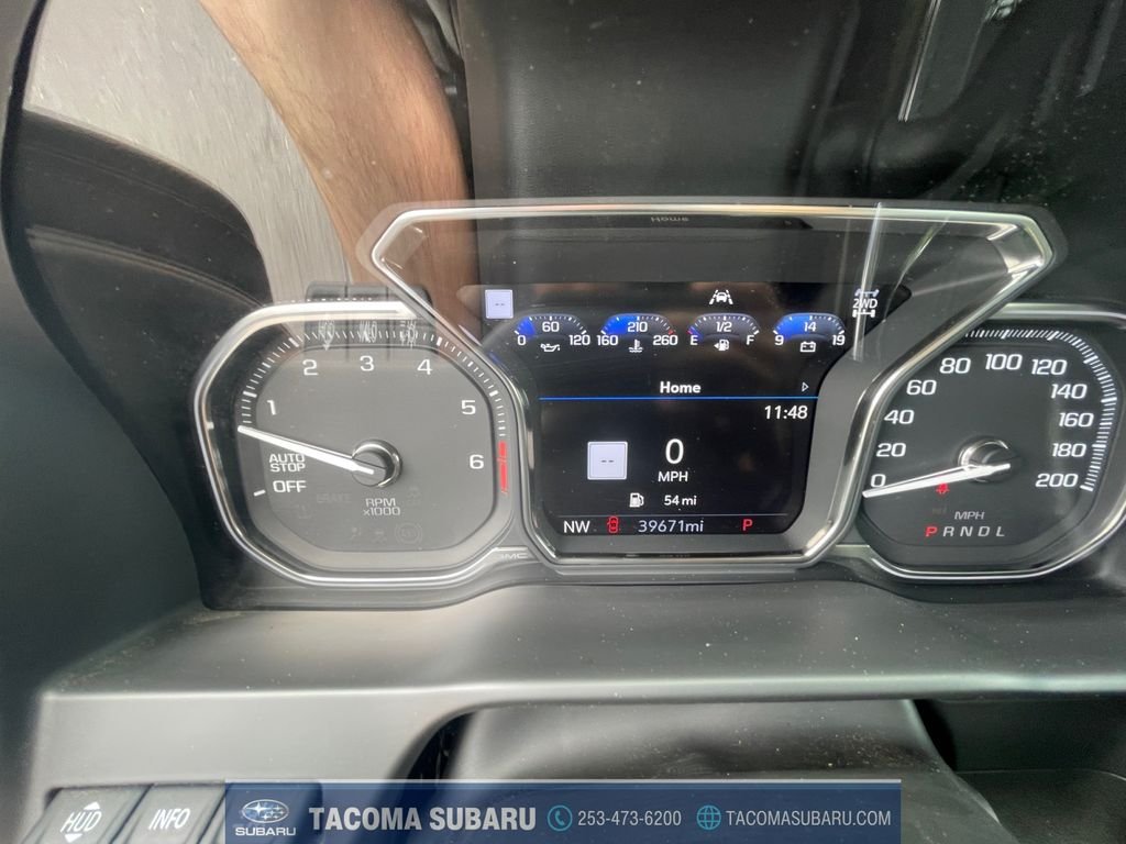Used 2020 White GMC AT4 image 14