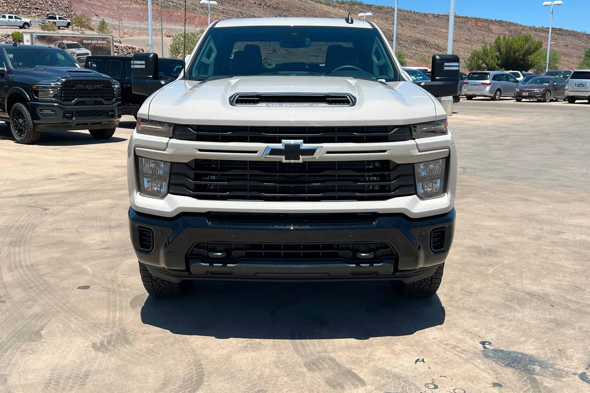 2026 Chevrolet Silverado 2500 HD Custom - Photo 8