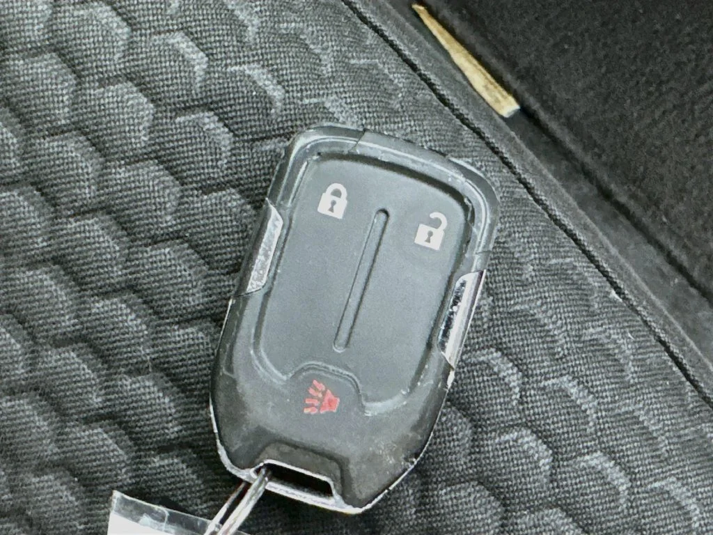 Used 2019 White GMC SLE-1 image 36