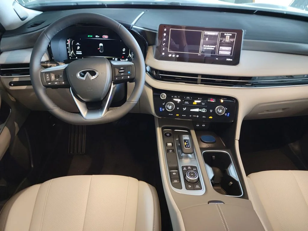 New 2027 HARBOR GRAY INFINITI Luxe FWD image 13