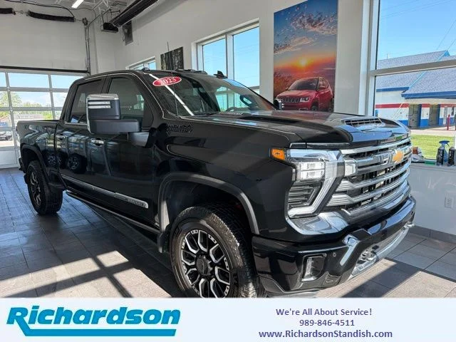 2025 Chevrolet Silverado 3500HD High Country