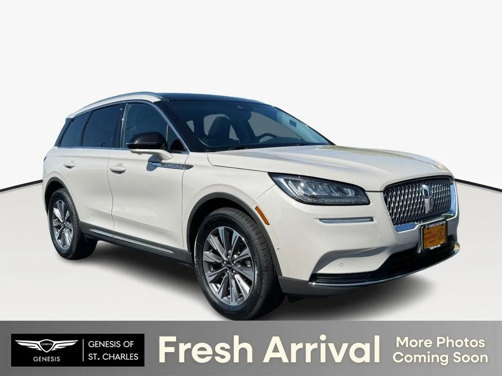 Used 2022 Pearl Metallic Lincoln Reserve image 1