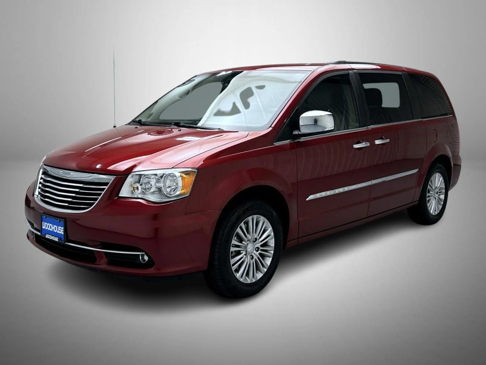 Used 2015 Red Chrysler Touring-L image 1