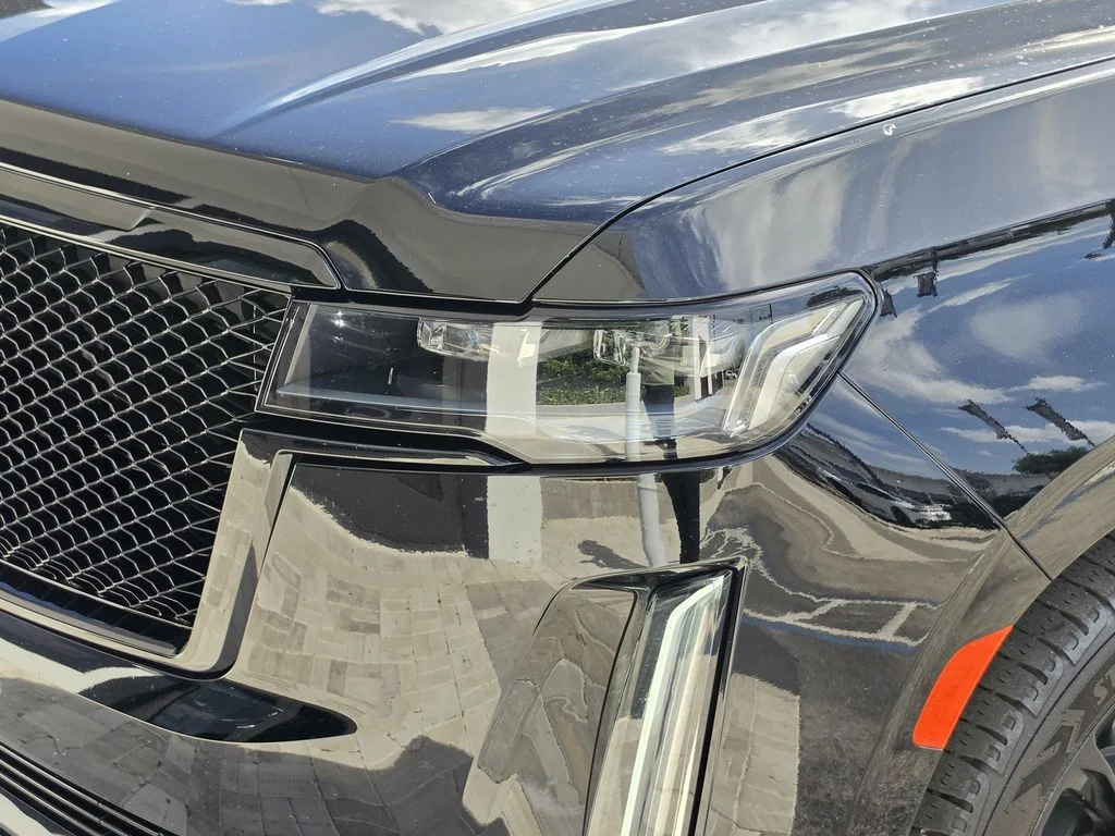 Used 2023 Black Cadillac Sport Platinum image 9