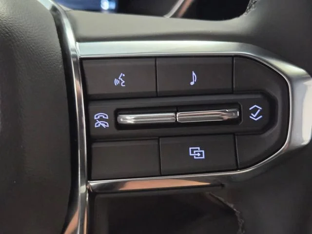 New 2026 Rapids Metallic GMC Elevation image 25