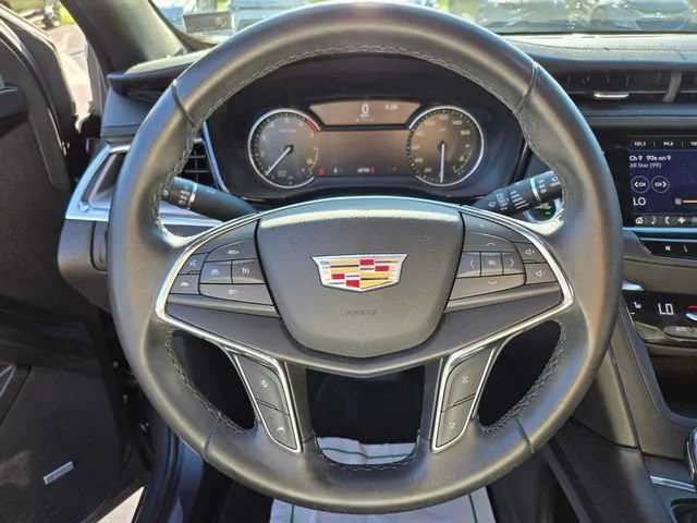 Used 2021 SATIN STEEL METALLIC Cadillac FWD Luxury image 29