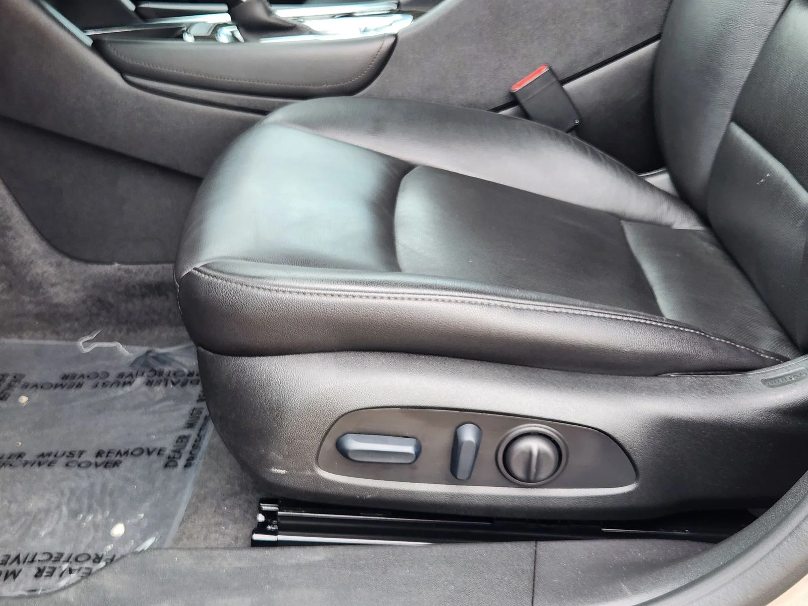 Used 2024 Gray Chevrolet LT image 24