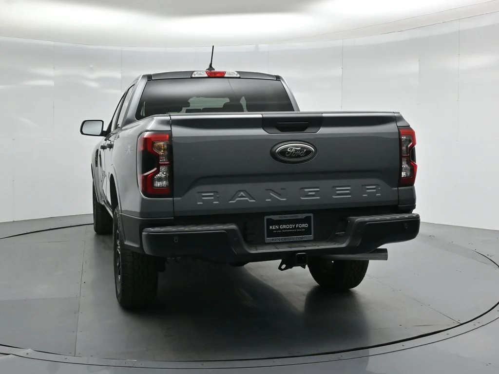 New 2026 Marsh Gray Ford XLT image 23