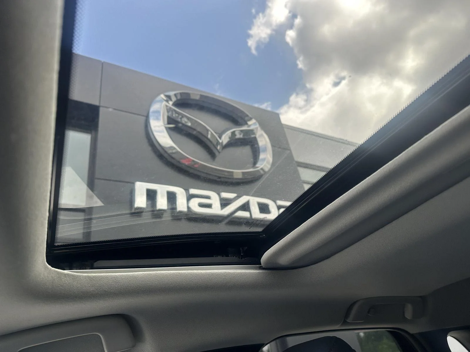 Used 2025 Soul Red Crystal Metallic Mazda 2.5 Turbo Premium Plus Package image 14
