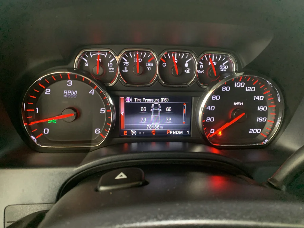Used 2015 Summit White GMC SLE image 15