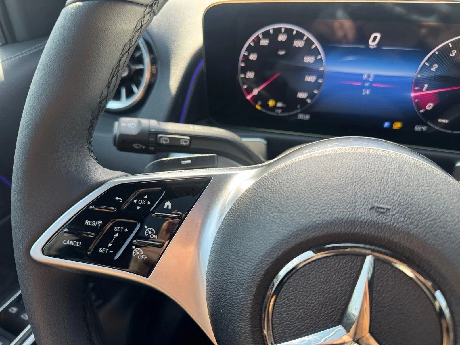 New 2026 Night Black Mercedes-Benz GLB 250 image 18