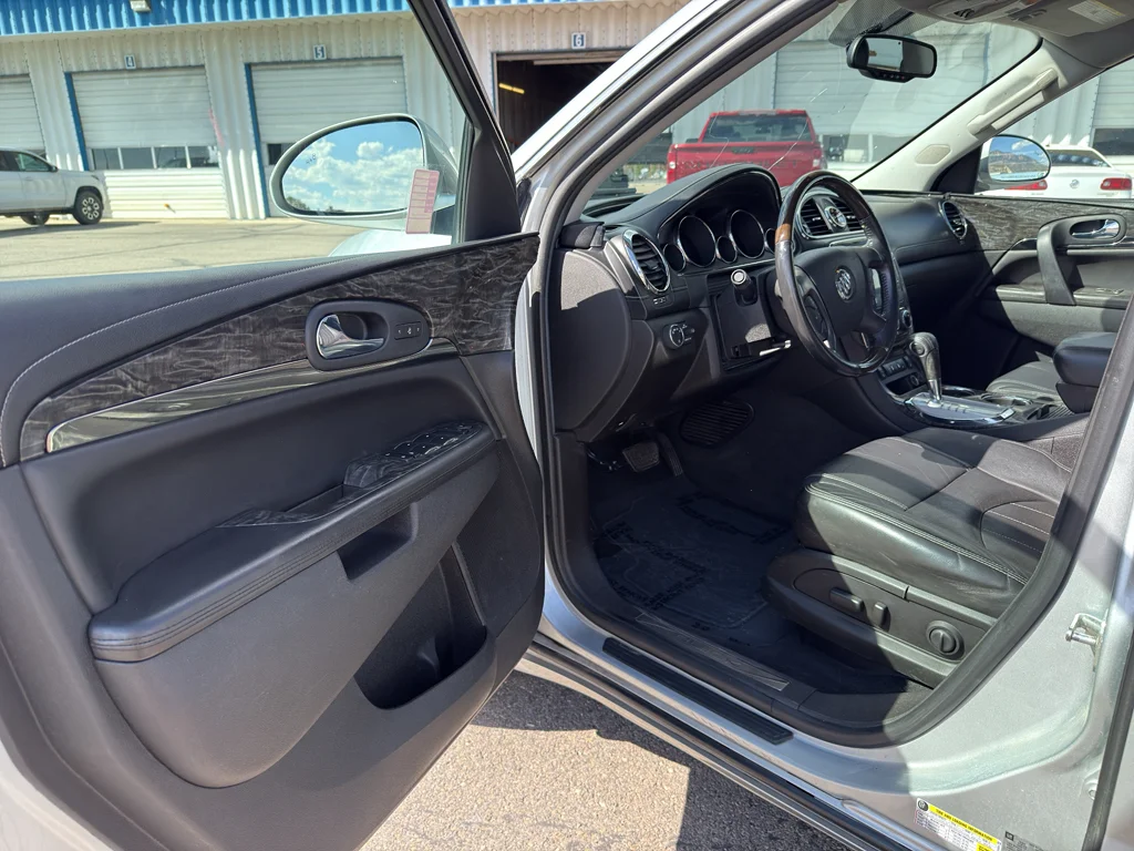Used 2013 Quicksilver Metallic Buick Leather image 9