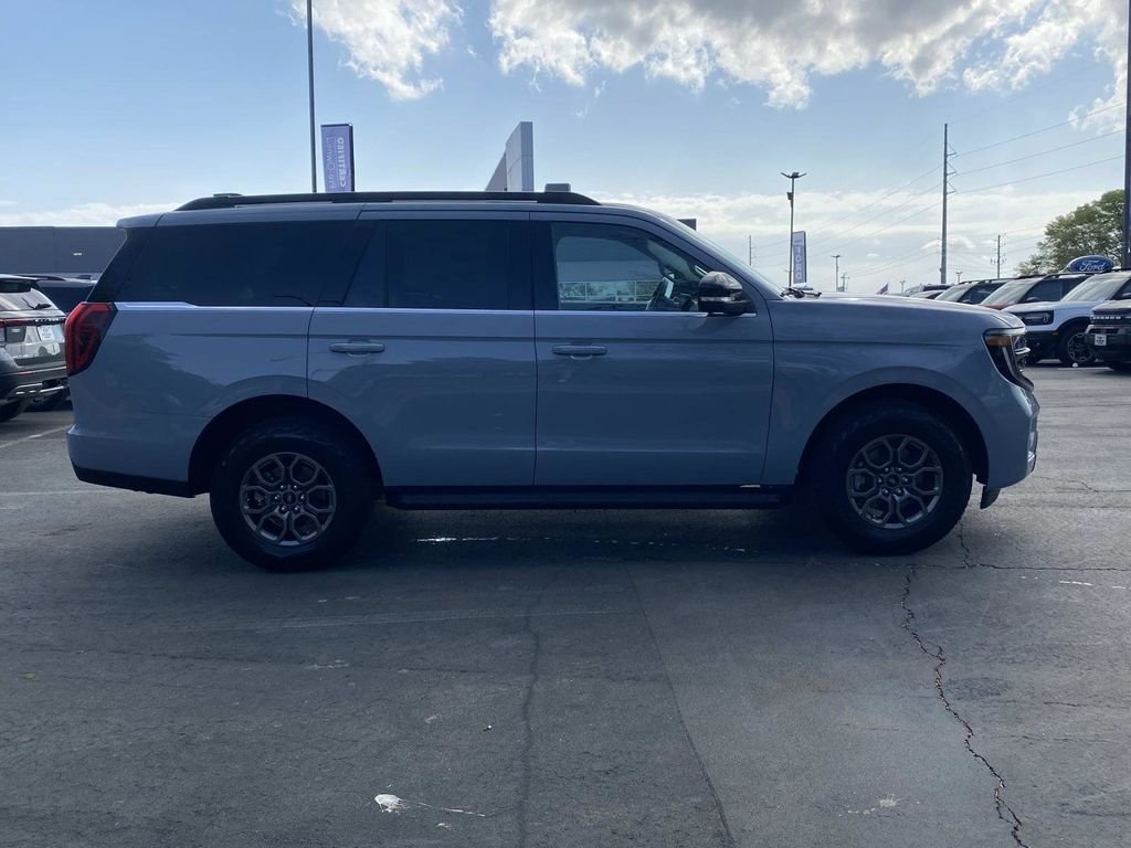 New 2026 Glacier Gray Metallic Tri-Coat Ford Active image 2