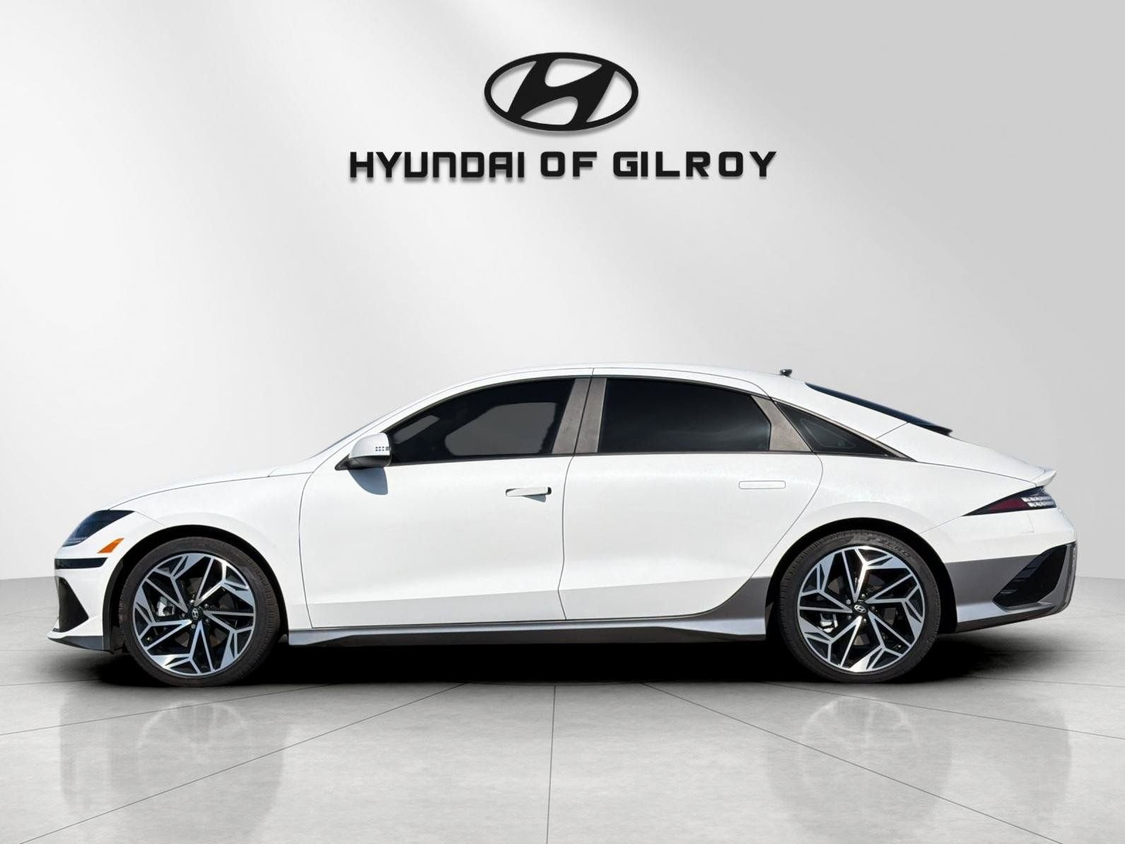 Used 2024 Hyundai IONIQ 6 SEL with VIN KMHM34AA1RA075347 for sale in Gilroy, CA