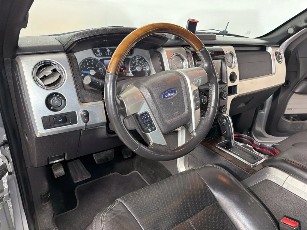 Used 2013 Silver Ford Platinum image 9
