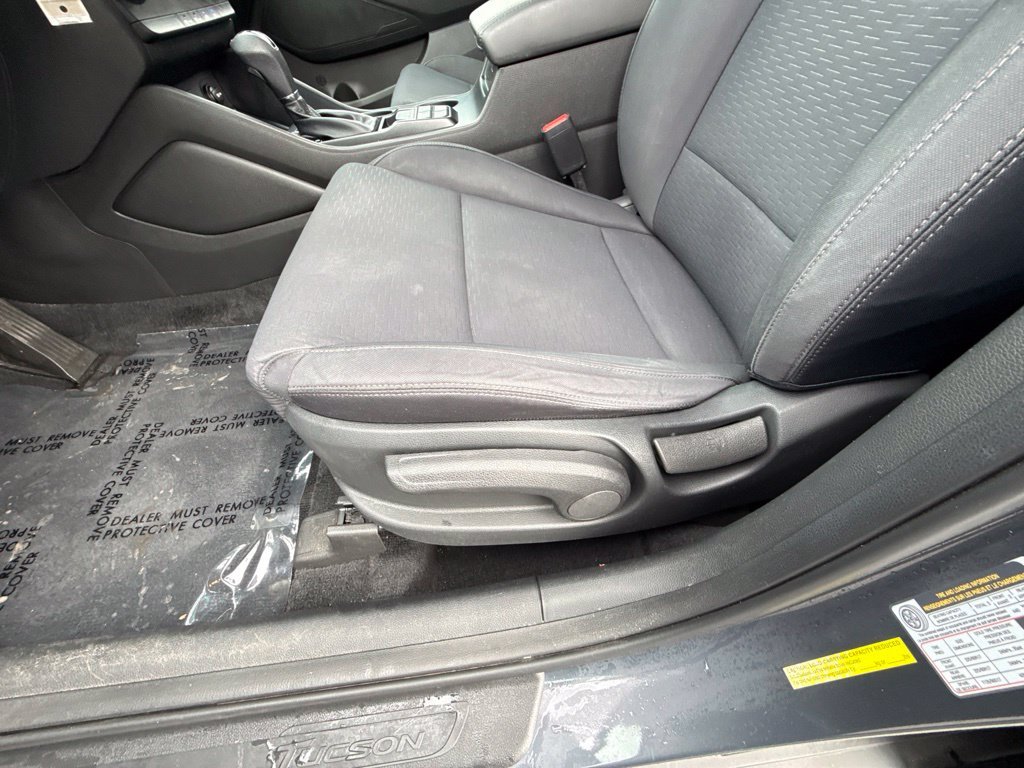 Used 2020 Blue Hyundai SE image 19