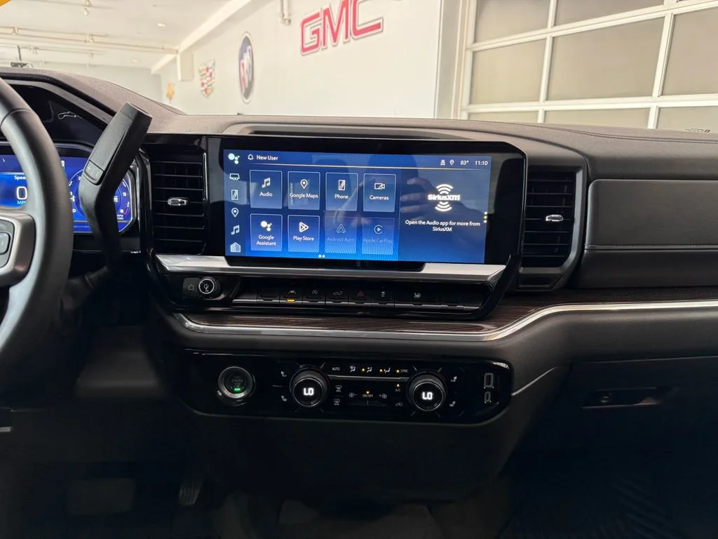 2023 Chevrolet Silverado 1500 LT - Photo 19