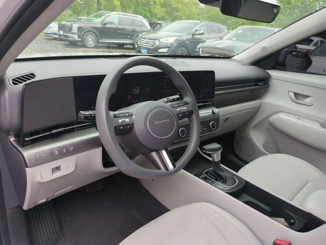 Used 2024 Gray Hyundai SE image 10
