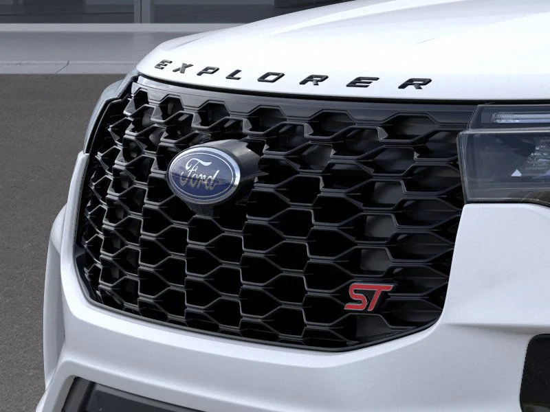 New 2026 Star White Metallic Tri-Coat Ford ST image 17