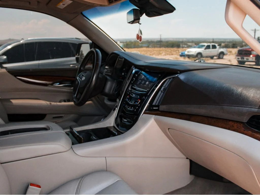 Used 2017 Deep Amethyst Metallic Cadillac Premium Luxury image 30