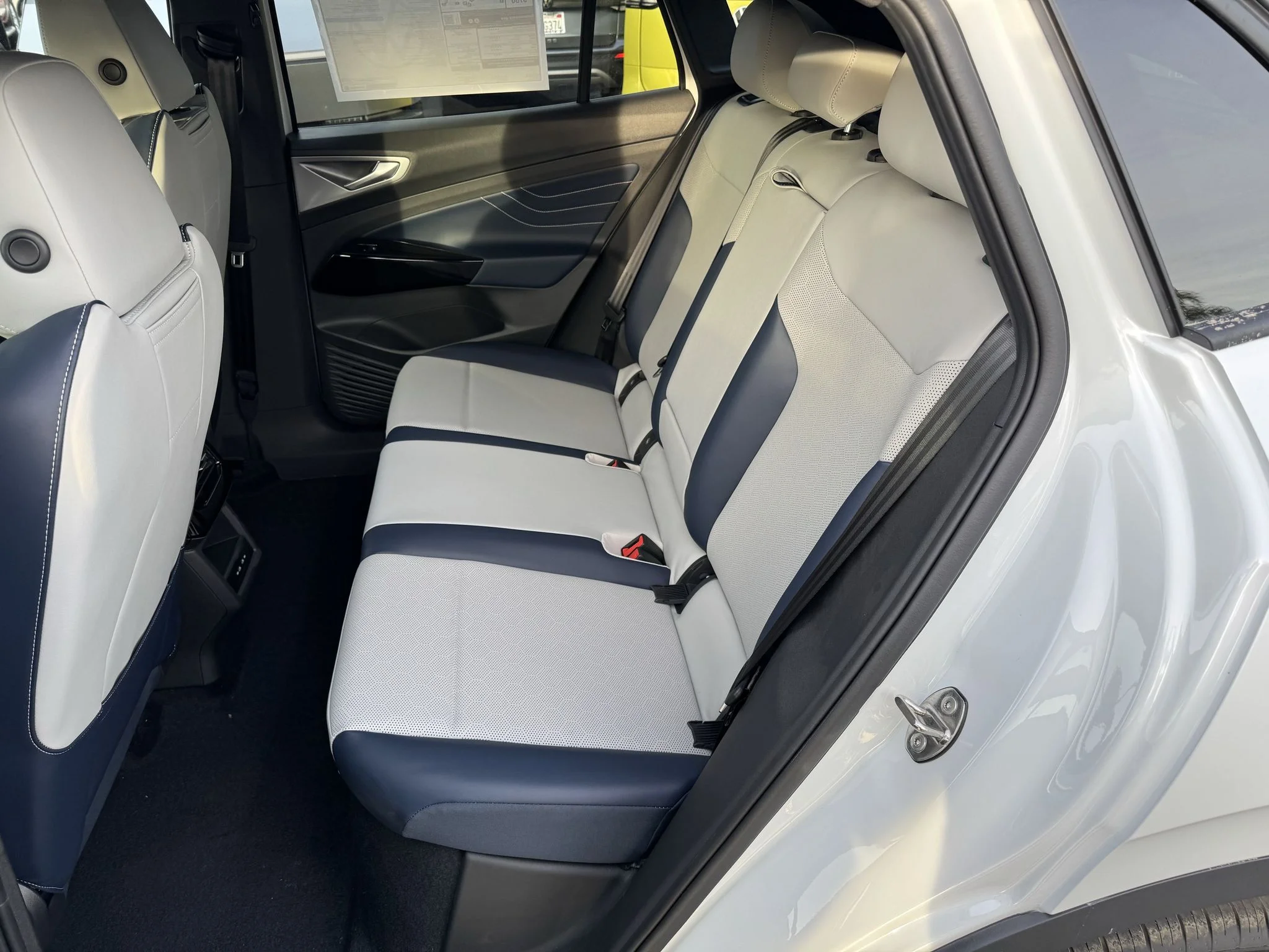 New 2026 Opal White Pearl Volkswagen Pro S image 30