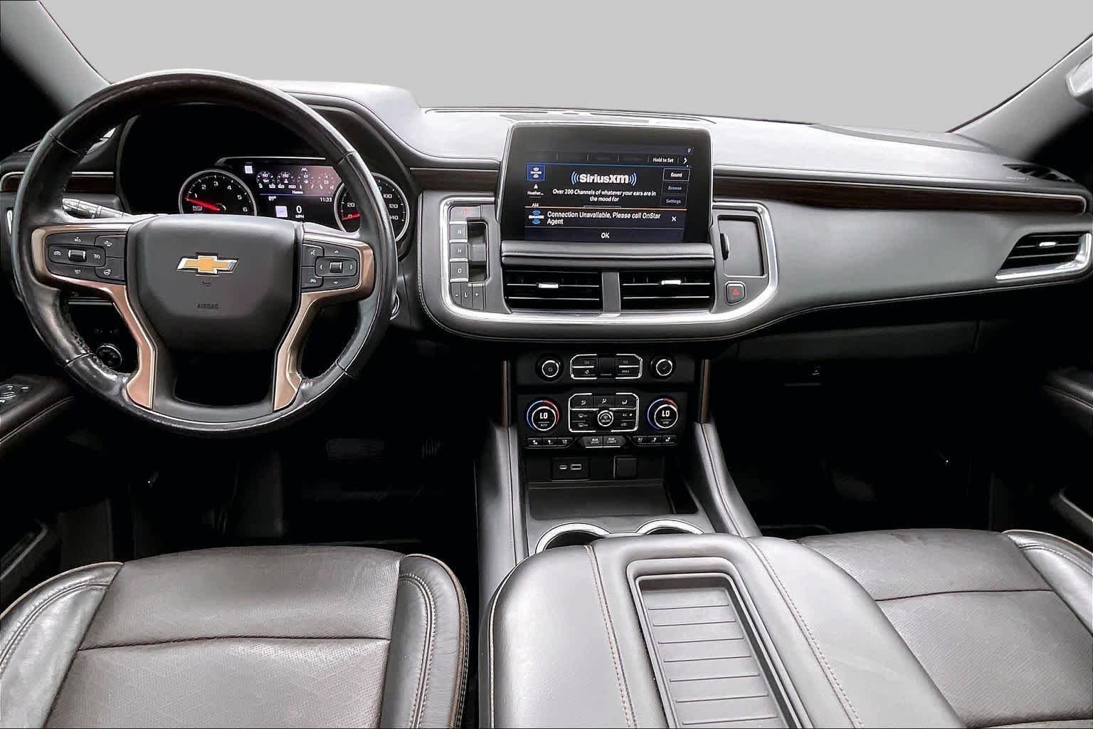 Used 2021 Iridescent Pearl Tricoat Chevrolet High Country image 15