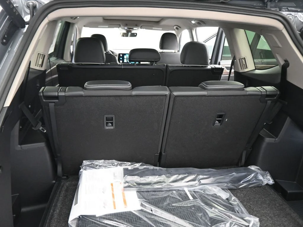 New 2026  Volkswagen 2.0T SEL Premium R-Line image 40