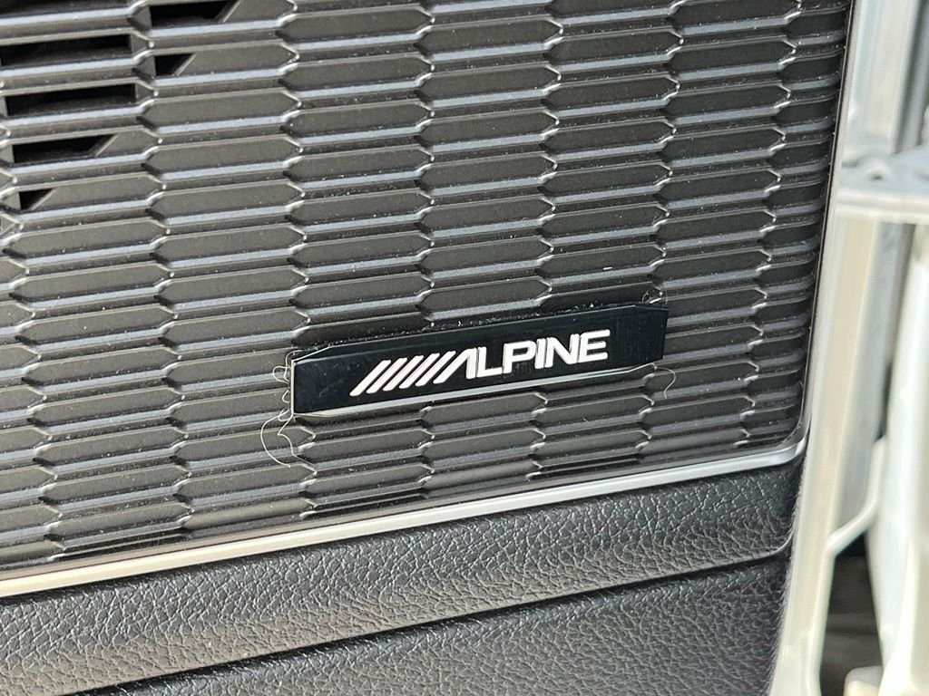 Used 2025 White Jeep Trailhawk 4xe image 24