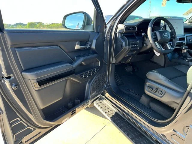 2025 Toyota 4Runner Limited - Photo 14